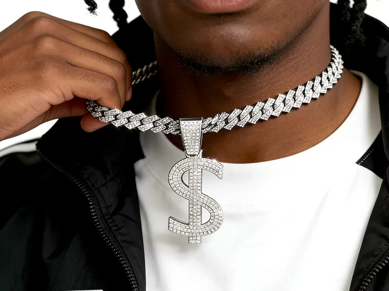 Ang Hip Hop Necklace: Your Story on a Chain