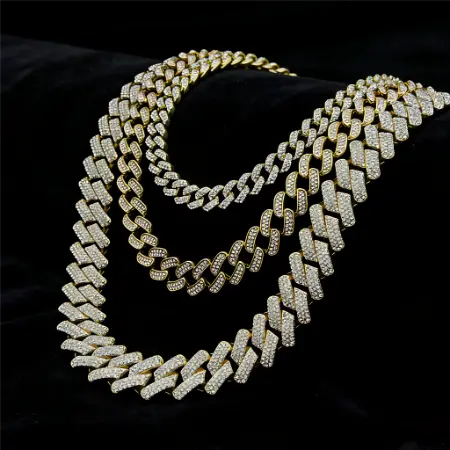 Bakit Mahalaga ang Propesyonal na Gold Plating sa Hip Hop Alahas?