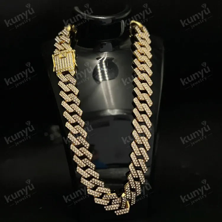Paano Nagiging Walang Oras na Pagpipilian ang isang Cuban Link Chain? Paano Nagiging Walang Oras na Pagpipilian ang isang Cuban Link Chain?
