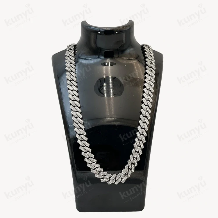 Pang-araw-araw na Magsuot ng Cuban Link Chain Pang-araw-araw na Magsuot ng Cuban Link Chain