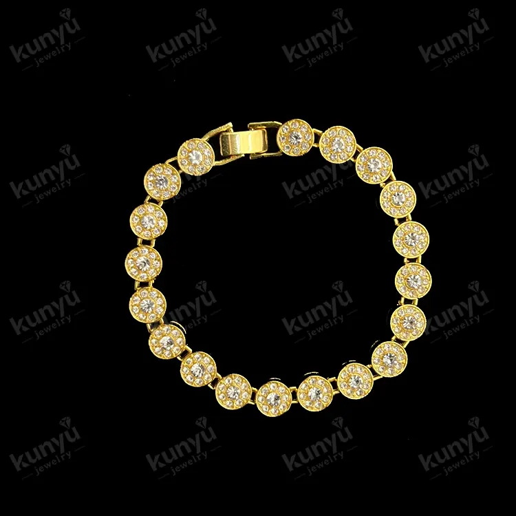 Makinis na Minimalist na Gold Tone Chain