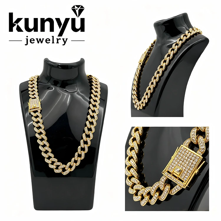 Makintab na Gold Cuban Chain