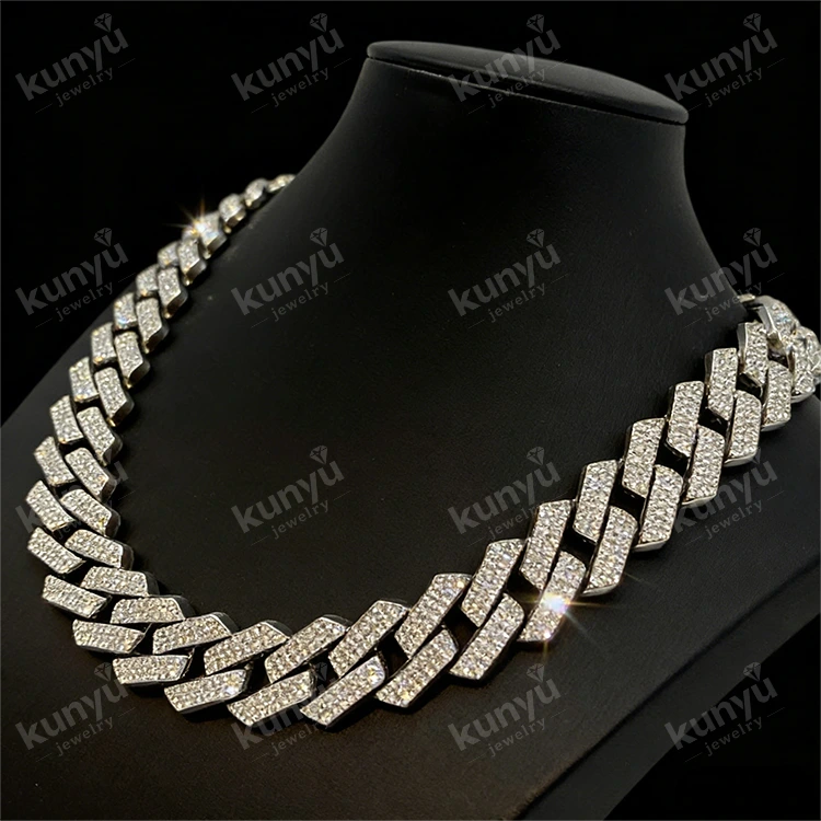 Usong Cuban Streetwear Choker